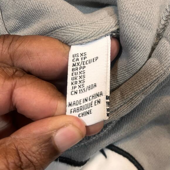 Hello Kitty Forever 21 Women XS Grey Pullover Hooded Cropped Sweater Cinnamoroll - Picture 3 of 5